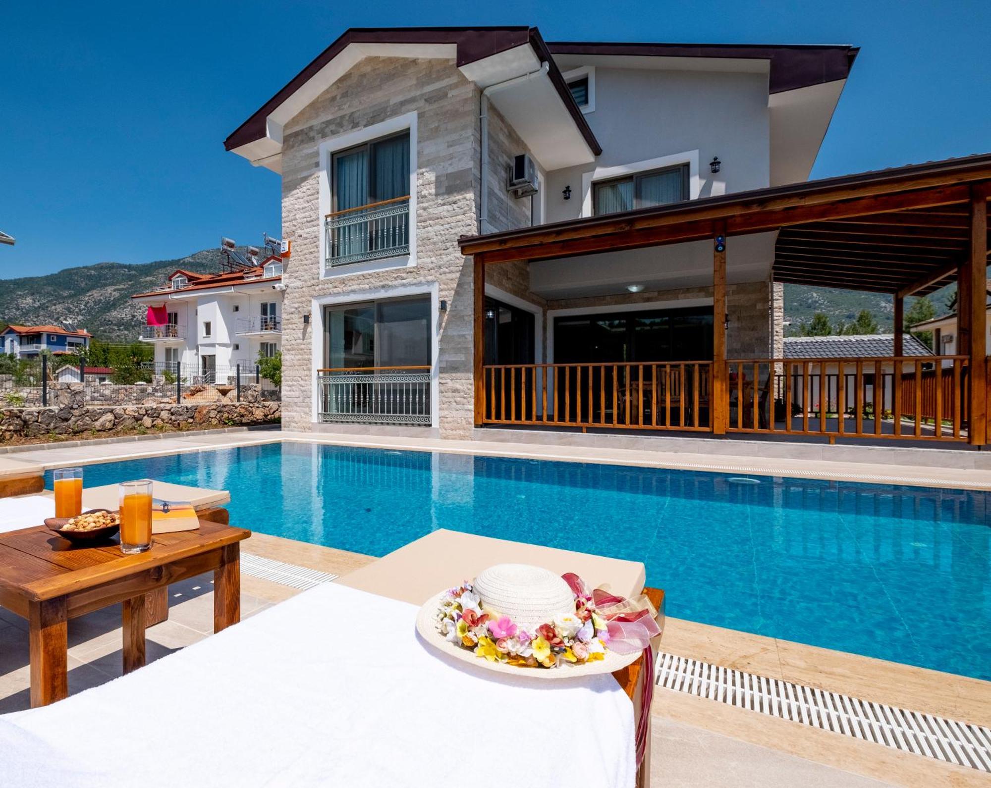 Perfect Peaceful In Oeluedeniz Willa